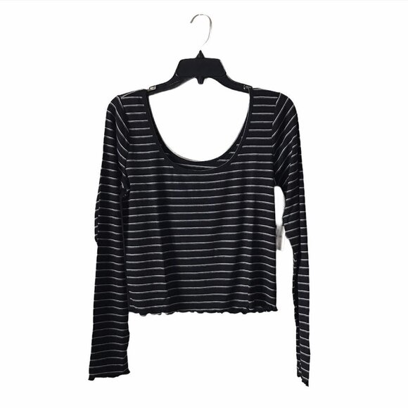 Arizona Juniors - Scoop Neck Long Sleeve T-Shirt - Picture 3 of 10